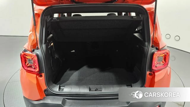 Jeep Renegade id 4396210 из Кореи 11