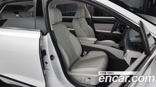 Hyundai Grandeur Hybrid (GN7) id 2649944 из Кореи 11