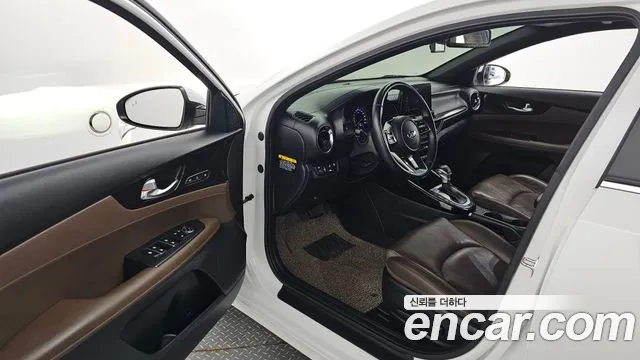 Kia Come New K3 id 2660700 из Кореи 11