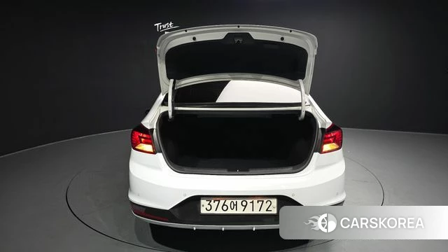 Hyundai The New Avante AD id 4677605 из Кореи 11