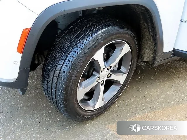 Jeep Grand Cherokee (WL) id 3523570 из Кореи 11