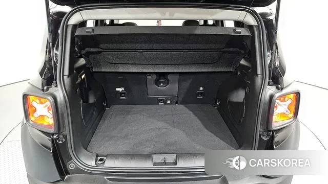 Jeep Renegade id 3180493 из Кореи 11