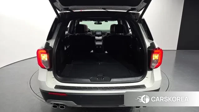 Ford Explorer 6th Generation id 3022592 из Кореи 11