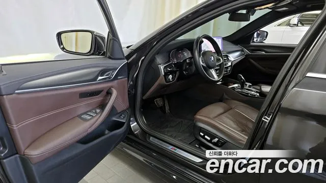 BMW 5 Series (G30) id 2658973 из Кореи 11