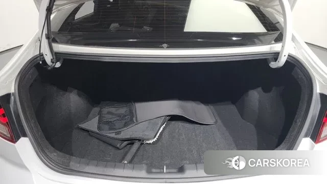 Hyundai The New Avante AD id 3055383 из Кореи 11