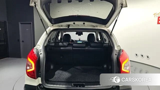 Ssangyong New Style Korando C id 3656925 из Кореи 11