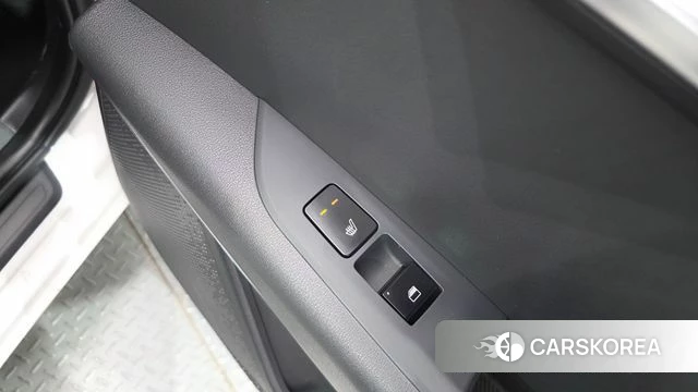 Kia Di Ol Nu Niro id 4779566 из Кореи 11