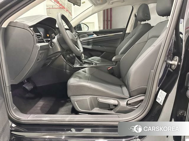 Volkswagen Passat id 4348892 из Китая 11