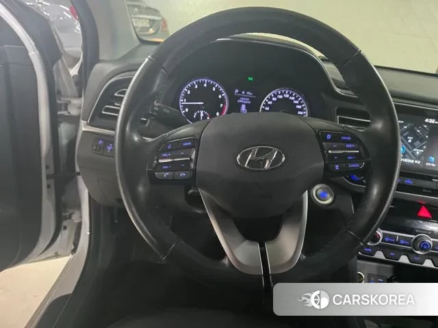 Hyundai The New Avante AD id 3434269 из Кореи 11