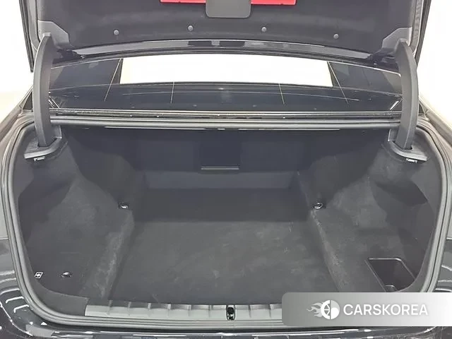 BMW 7 Series (G70) id 3745660 из Кореи 11