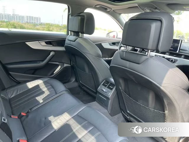 Audi A4L id 4265112 из Китая 11