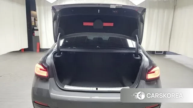 BMW 5 Series (G30) id 3433468 из Кореи 11