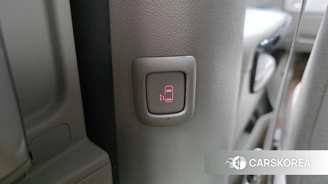 Kia The New Carnival id 4448124 из Кореи 11