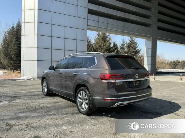 Volkswagen Tourang id 4207992 из Китая 11