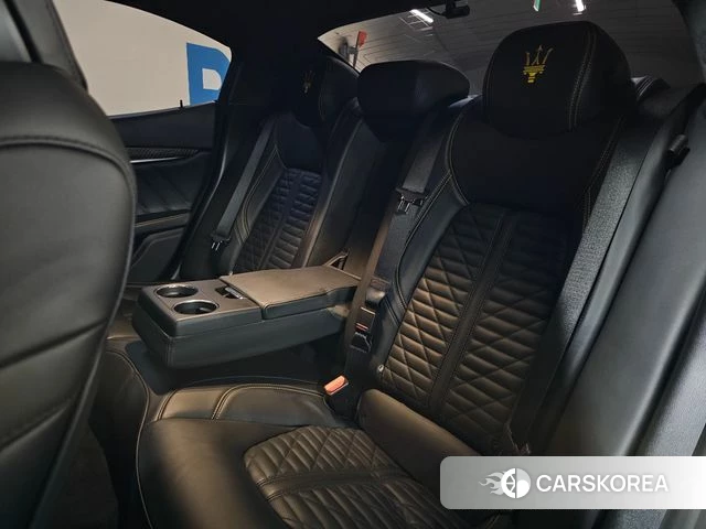Maserati Ghibli id 3919756 из Кореи 11