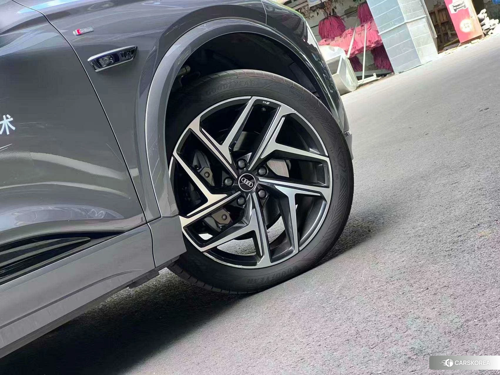 Audi Q6L e-tron id 4454123 из Китая 11