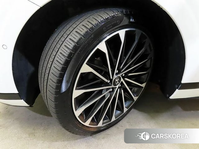 Hyundai Grandeur Hybrid (GN7) id 4308795 из Кореи 11