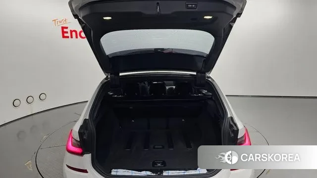 BMW 3 Series (G20) id 3002999 из Кореи 11