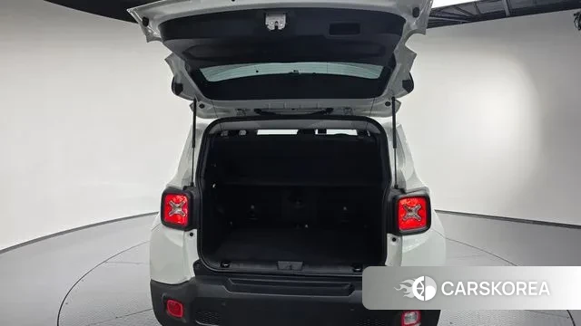 Jeep Renegade id 3740234 из Кореи 11