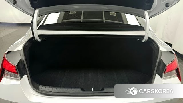 Hyundai Avante Hybrid (CN7) id 4309272 из Кореи 11