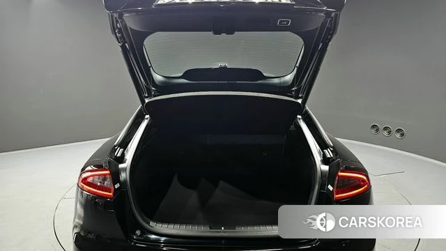 Kia Stinger id 3861362 из Кореи 11