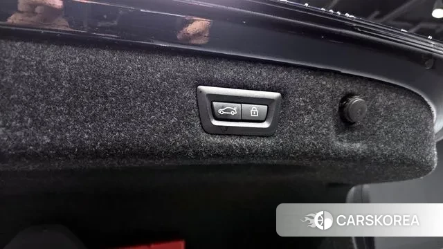 BMW 5 Series (G30) id 3514736 из Кореи 11