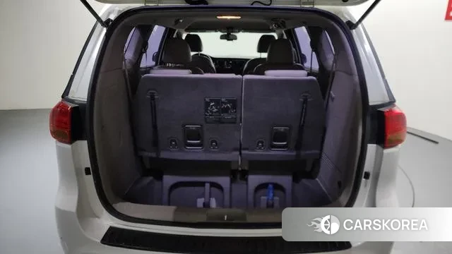 Kia All New Carnival id 3563413 из Кореи 11