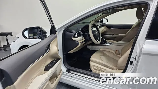 Toyota Camry (XV70) id 2598219 из Кореи 11