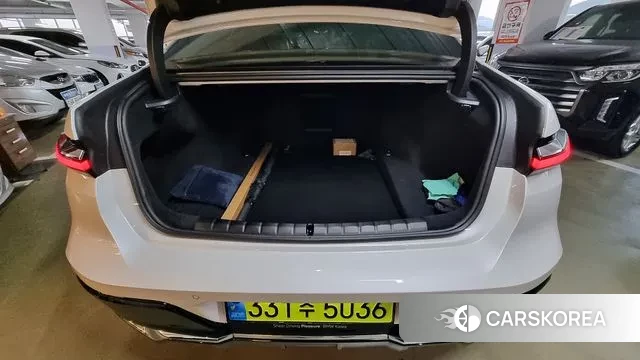 BMW 7 Series (G70) id 3393861 из Кореи 11