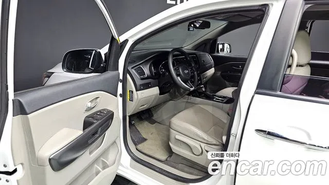 Kia The New Carnival id 2664644 из Кореи 11