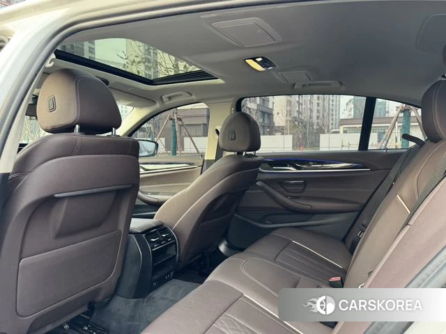 BMW 5 series id 4353537 из Китая 11