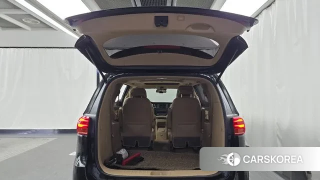 Kia The New Carnival id 3418146 из Кореи 11