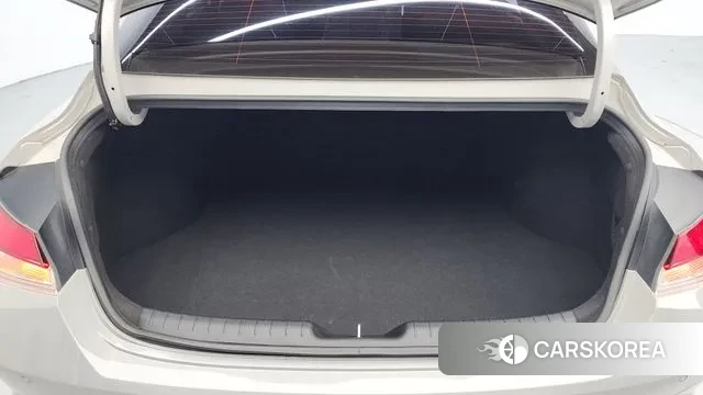 Hyundai Avante (CN7) id 3174656 из Кореи 11