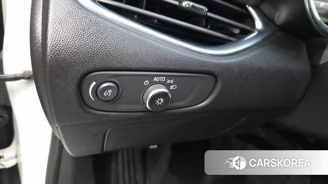 Chevrolet (GM Daewoo) The New Malibu id 4625387 из Кореи 11