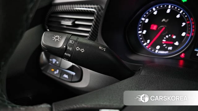 Hyundai Veloster (JS) id 4609711 из Кореи 11