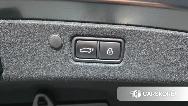 Hyundai The New Grandeur IG Hybrid id 4293077 из Кореи 11