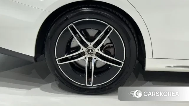 Mercedes-Benz E-Class W214 id 3278663 из Кореи 11