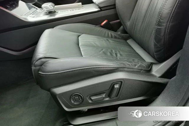 Audi A6L id 4275671 из Китая 11