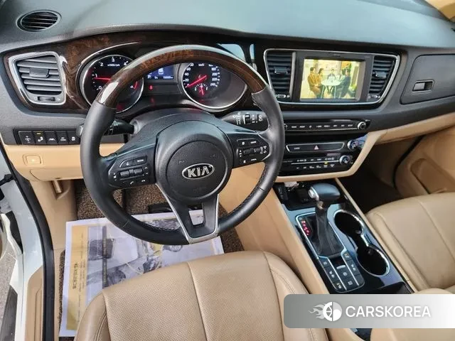 Kia The New Carnival id 2447548 из Кореи 11