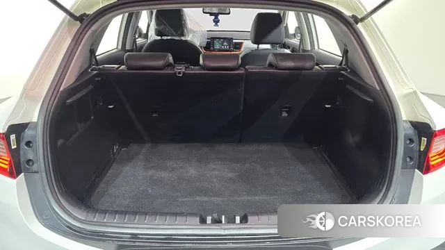 Kia Stonic id 3656940 из Кореи 11