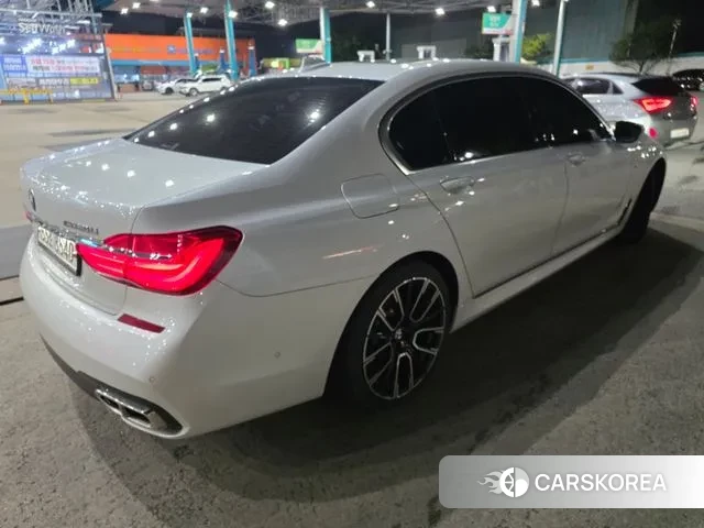 BMW 7 Series (G11) id 3239299 из Кореи 11