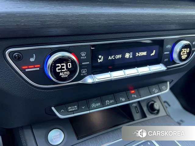 Audi Q5L id 4228521 из Китая 11