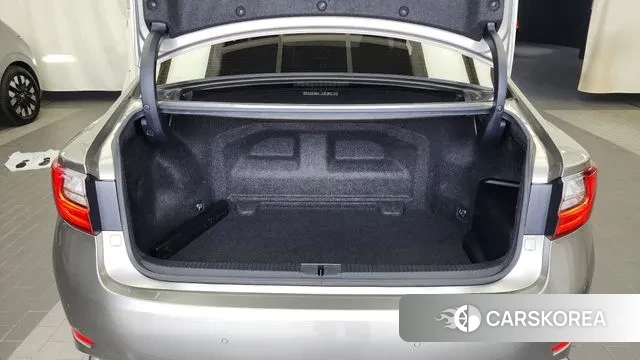 Lexus New ES300h id 3045639 из Кореи 11