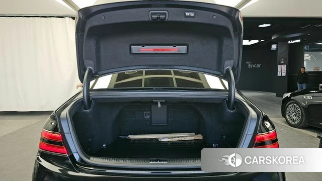 Genesis G90 id 4294464 из Кореи 11