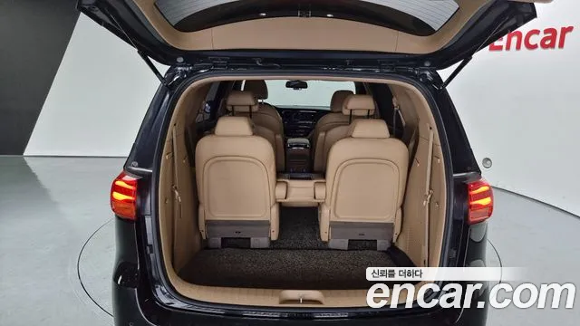 Kia The New Carnival id 2733354 из Кореи 11