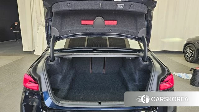 BMW 5 Series (G30) id 3839956 из Кореи 11