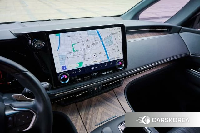 Lexus LM id 4290837 из Китая 11