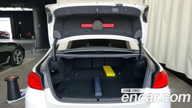 BMW 5 Series (G30) id 2812992 из Кореи 11