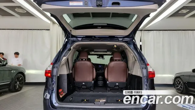 Toyota Sienna id 2818467 из Кореи 11
