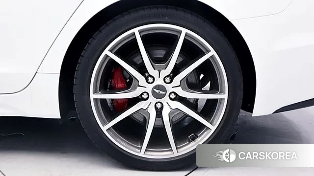 Genesis G70 id 3013580 из Кореи 11